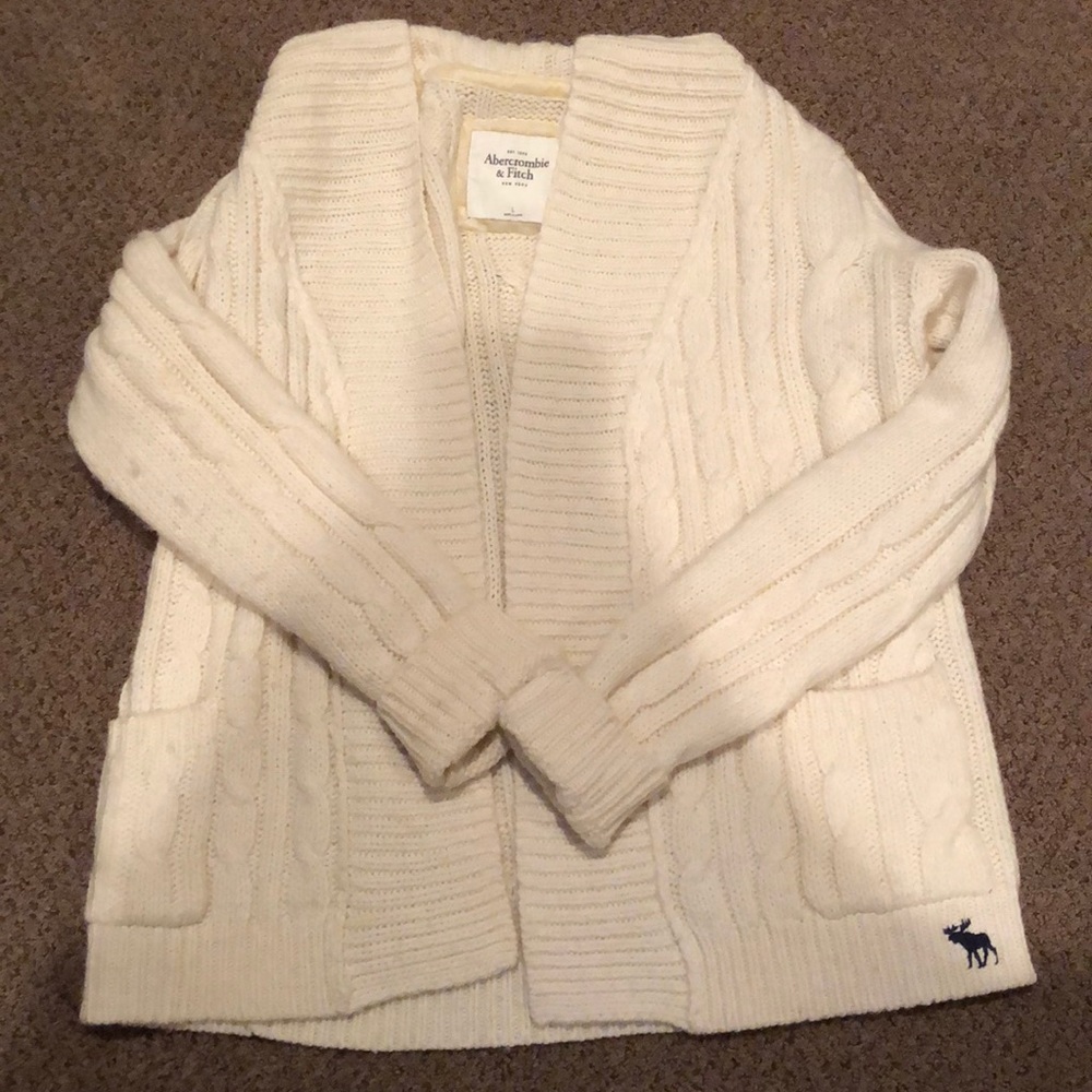 Oversized Abercrombie cardigan
